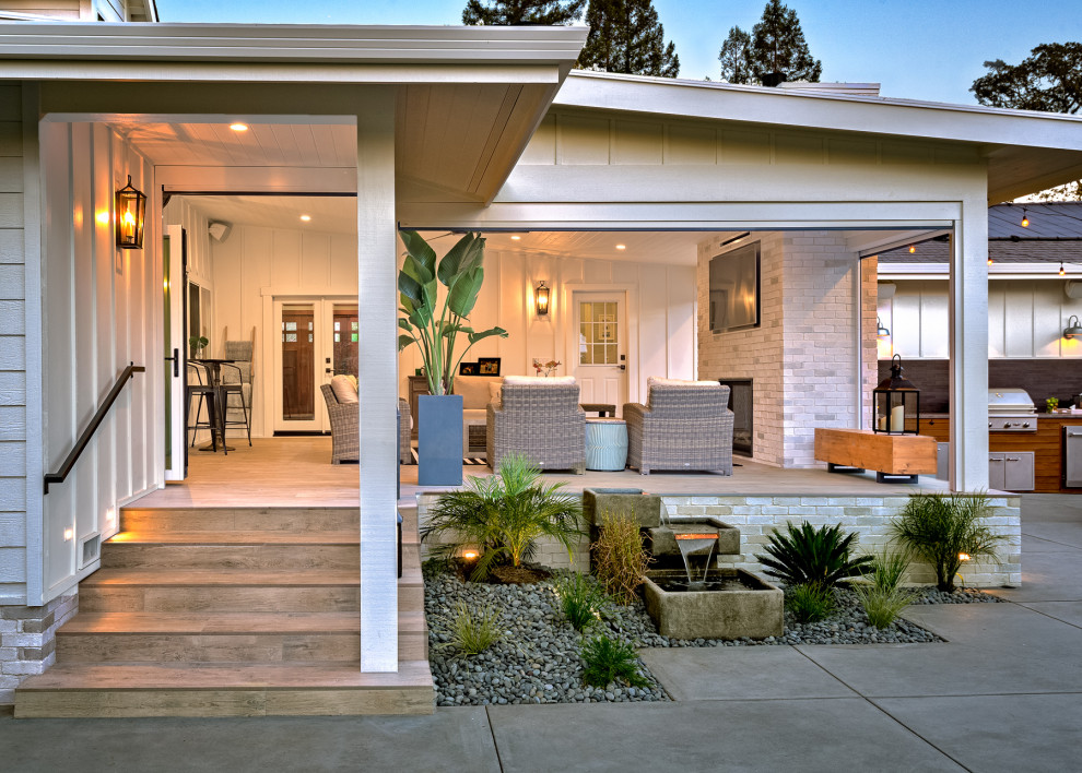 Inspiration for a large craftsman white two-story house exterior remodel in San Francisco
