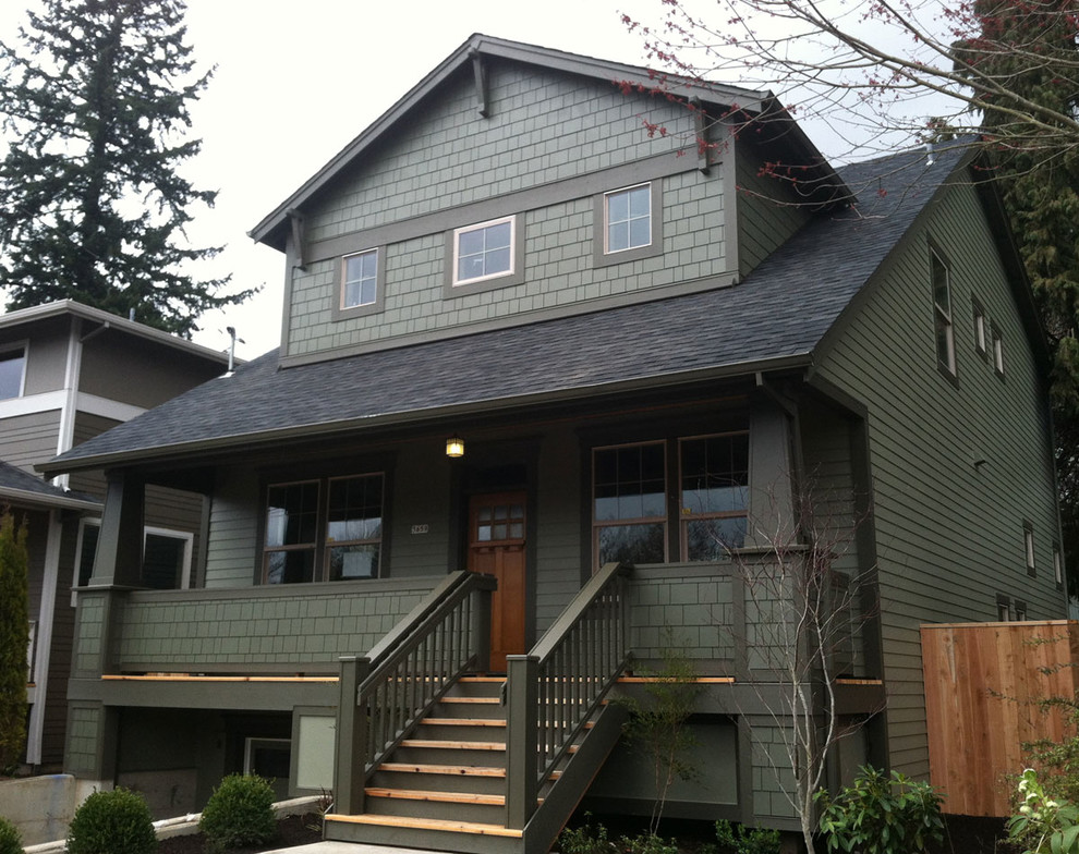 Photo of a classic house exterior in Portland.