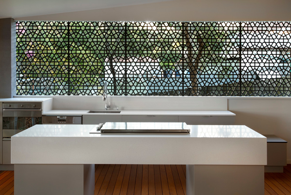 Woolongong outdoor kitchen project Modern House Exterior Wollongong by Concepts By Gavin