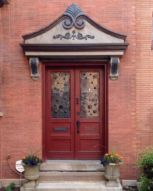 Wrigleyville/Chicago historic row house Classique Façade Chicago par Eye 4 Color Designs