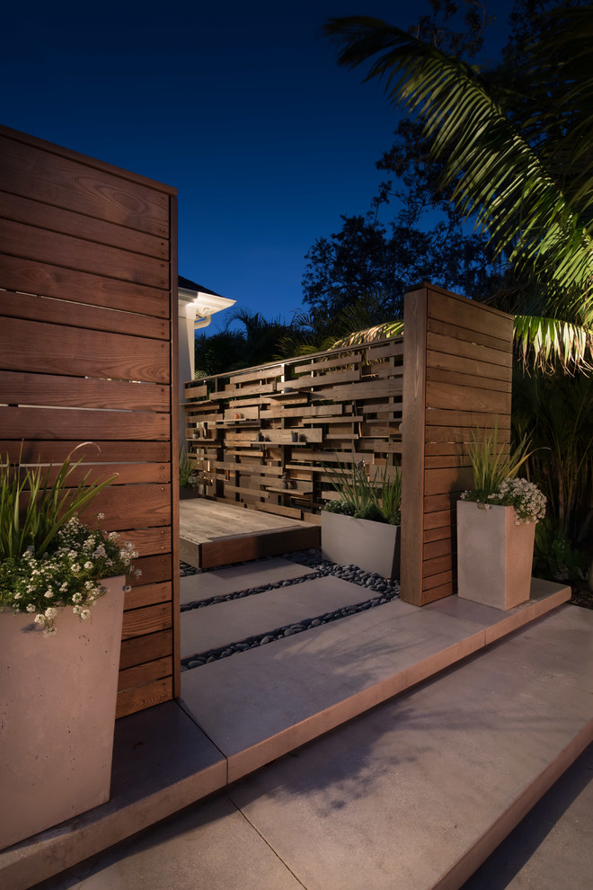 Design ideas for a contemporary house exterior in Tampa.