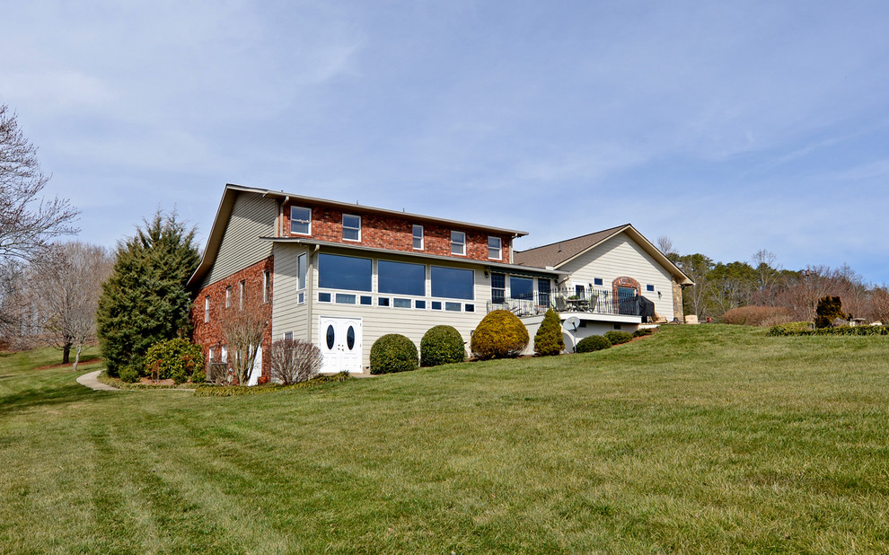 Young Harris Executive Home Traditional Exterior Atlanta