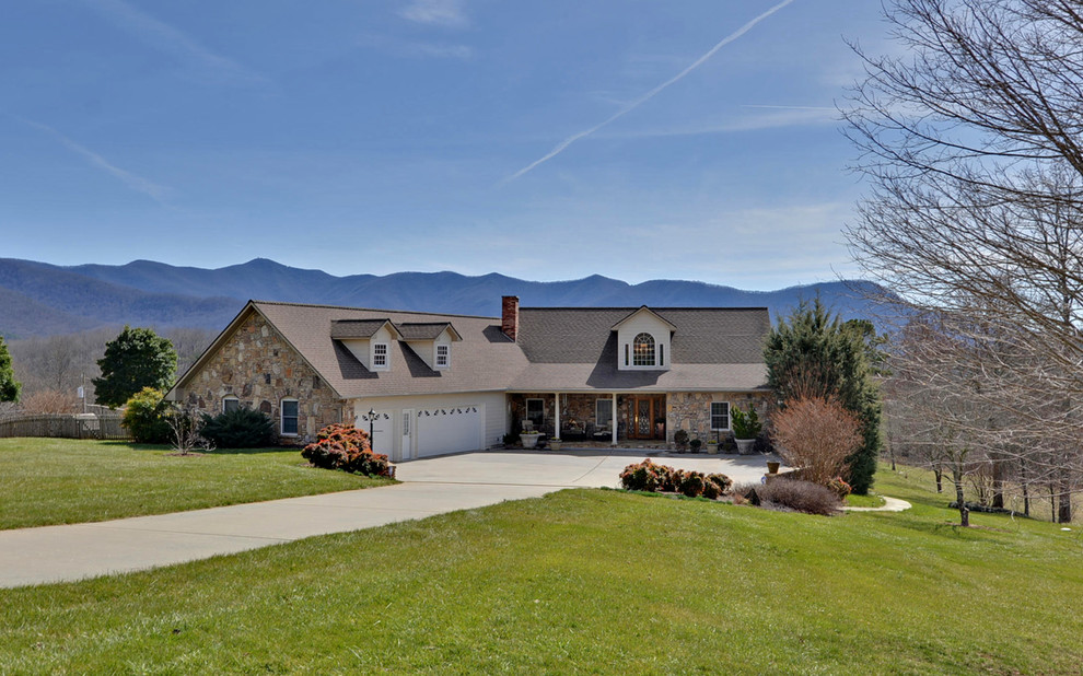 Young Harris Executive Home Traditional Exterior Atlanta