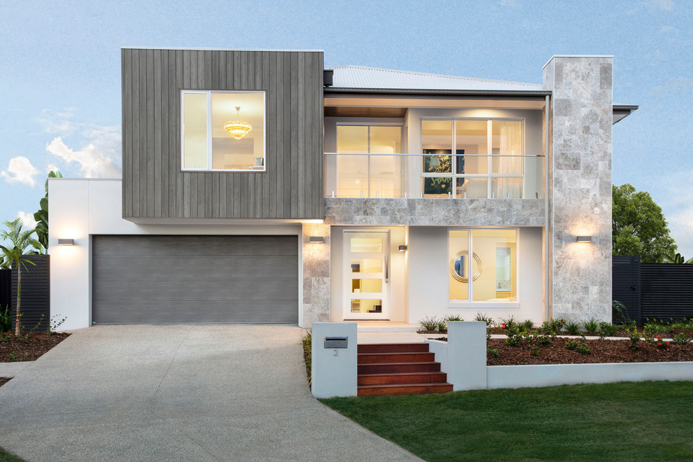 Idées déco pour une façade de maison grise contemporaine à un étage avec un revêtement mixte, un toit à quatre pans et un toit en métal.