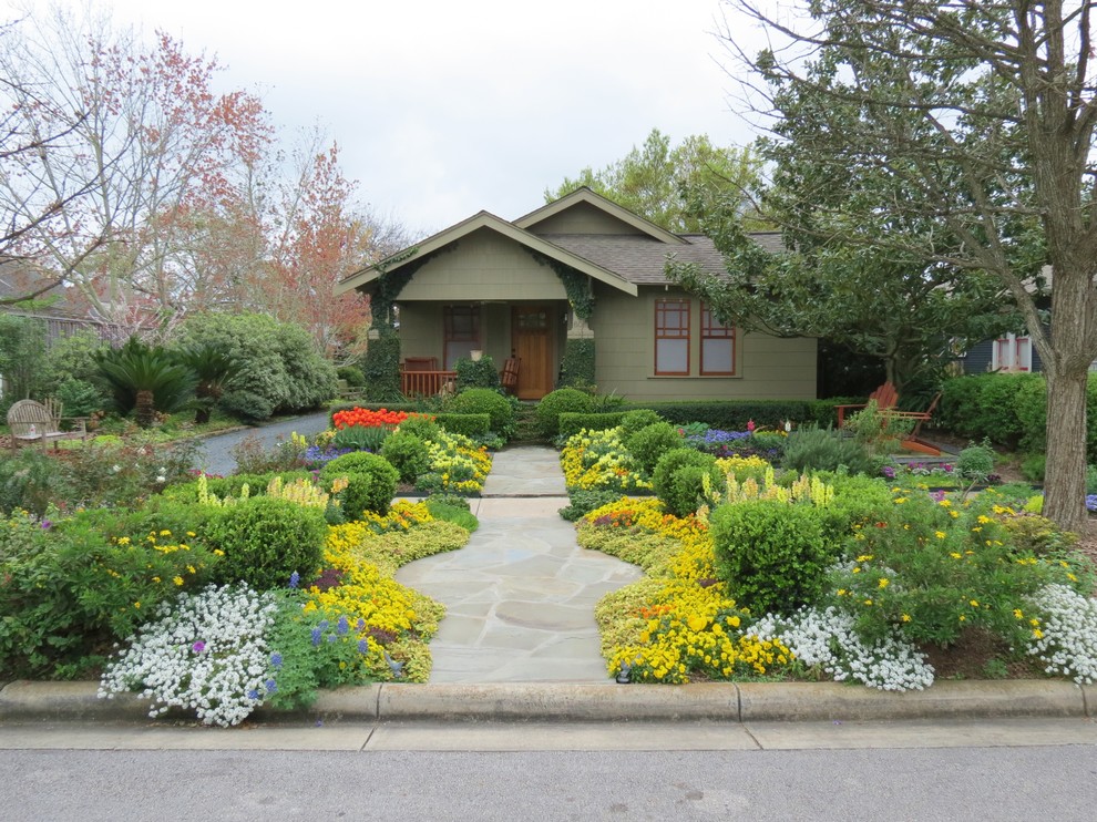 Inspiration for a craftsman exterior home remodel in Houston