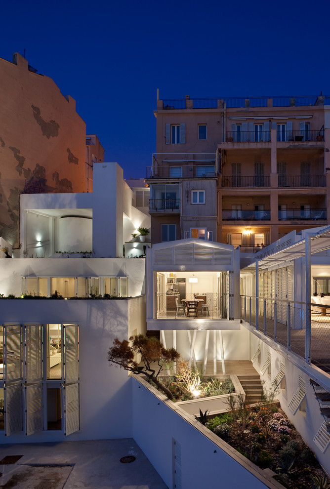 Photo of a nautical house exterior in Marseille.