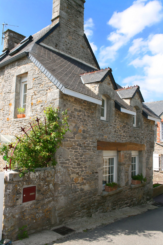 Random picture of houses sold by us Traditional Exterior Le Havre