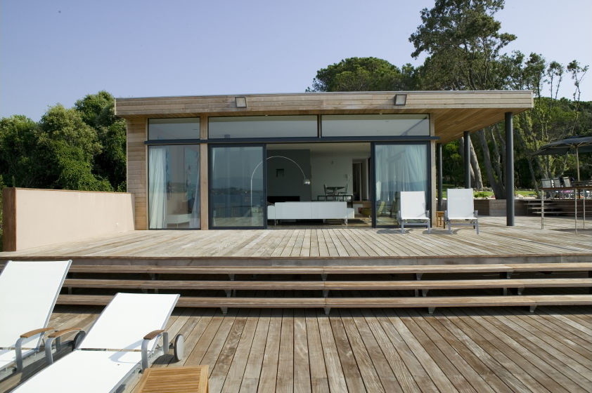 Modernes Haus in Korsika