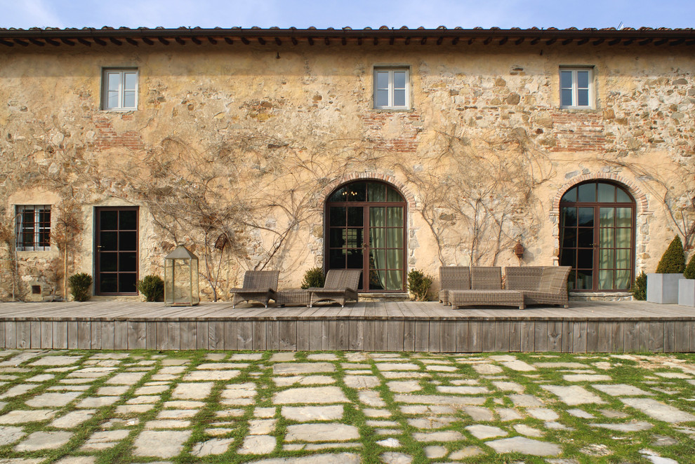 This is an example of a large rural two floor house exterior in Florence.