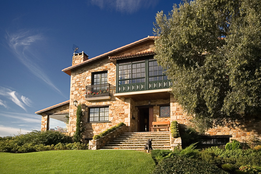 Casa del Olivo - Rustic - Exterior - Other - by Construcciones Rústicas  Gallegas . | Houzz