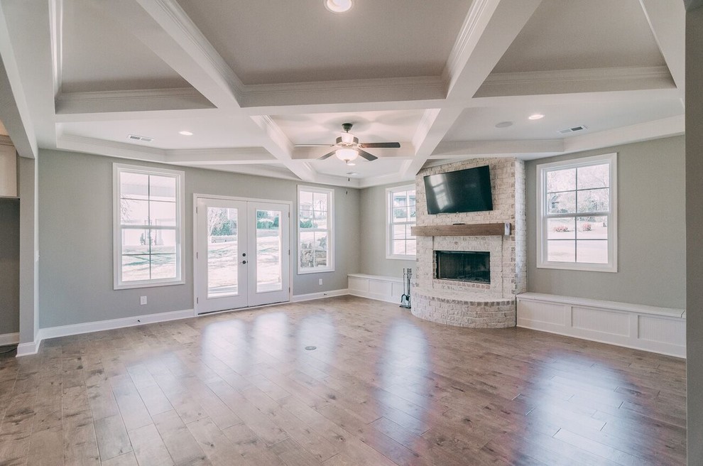 117 River Chase Farmhouse Family Room Nashville by