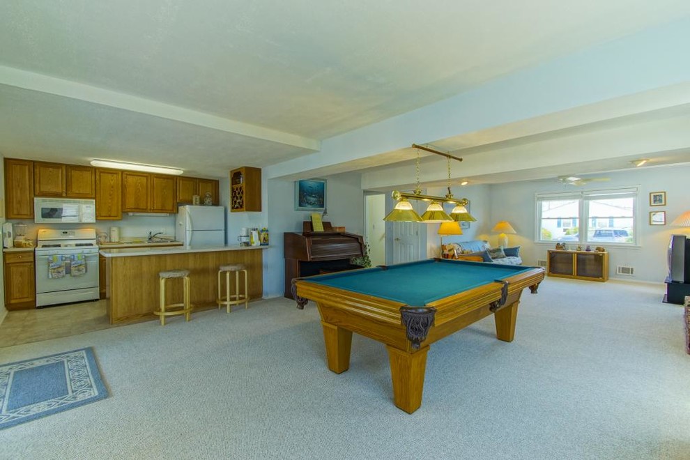 2 Curaco Ave, Toms River, NJ 08753 Traditional Family Room New