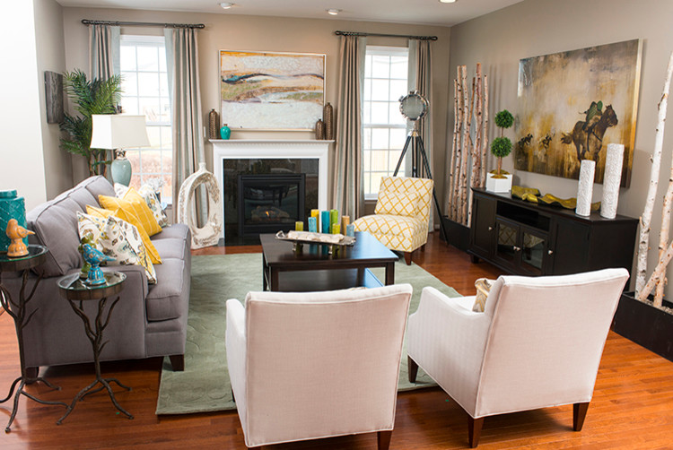 Example of a trendy living room design in DC Metro