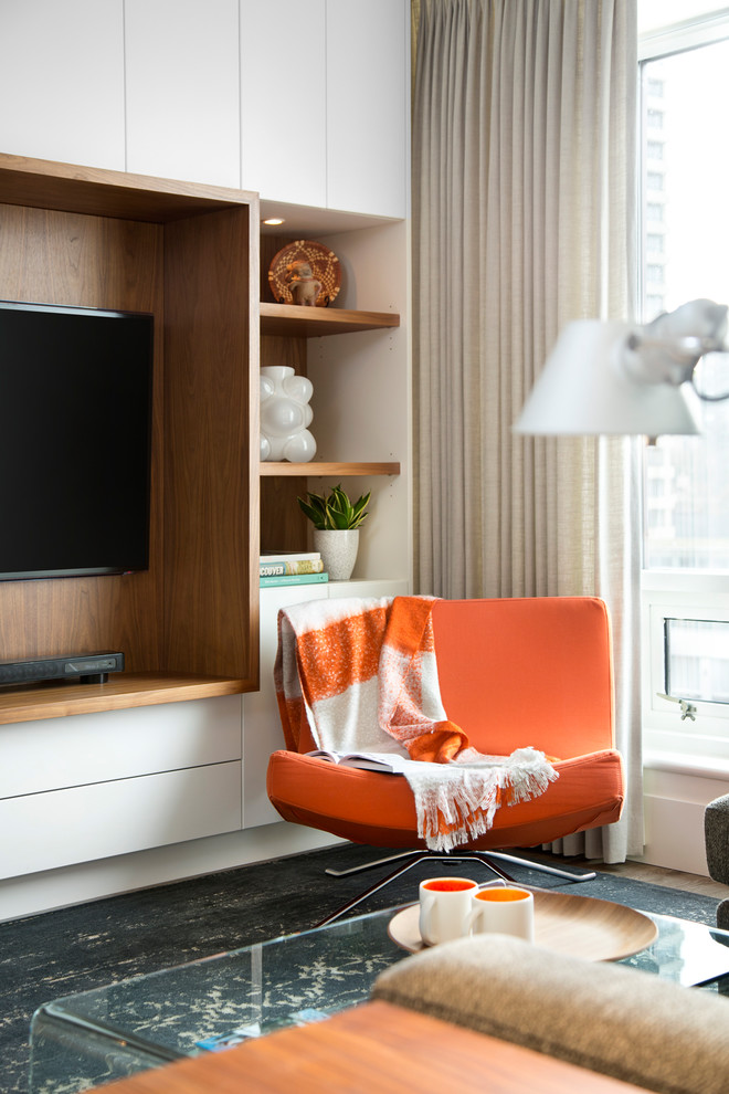 Inspiration pour une salle de séjour minimaliste de taille moyenne et ouverte avec un mur gris, un sol en vinyl et un téléviseur encastré.