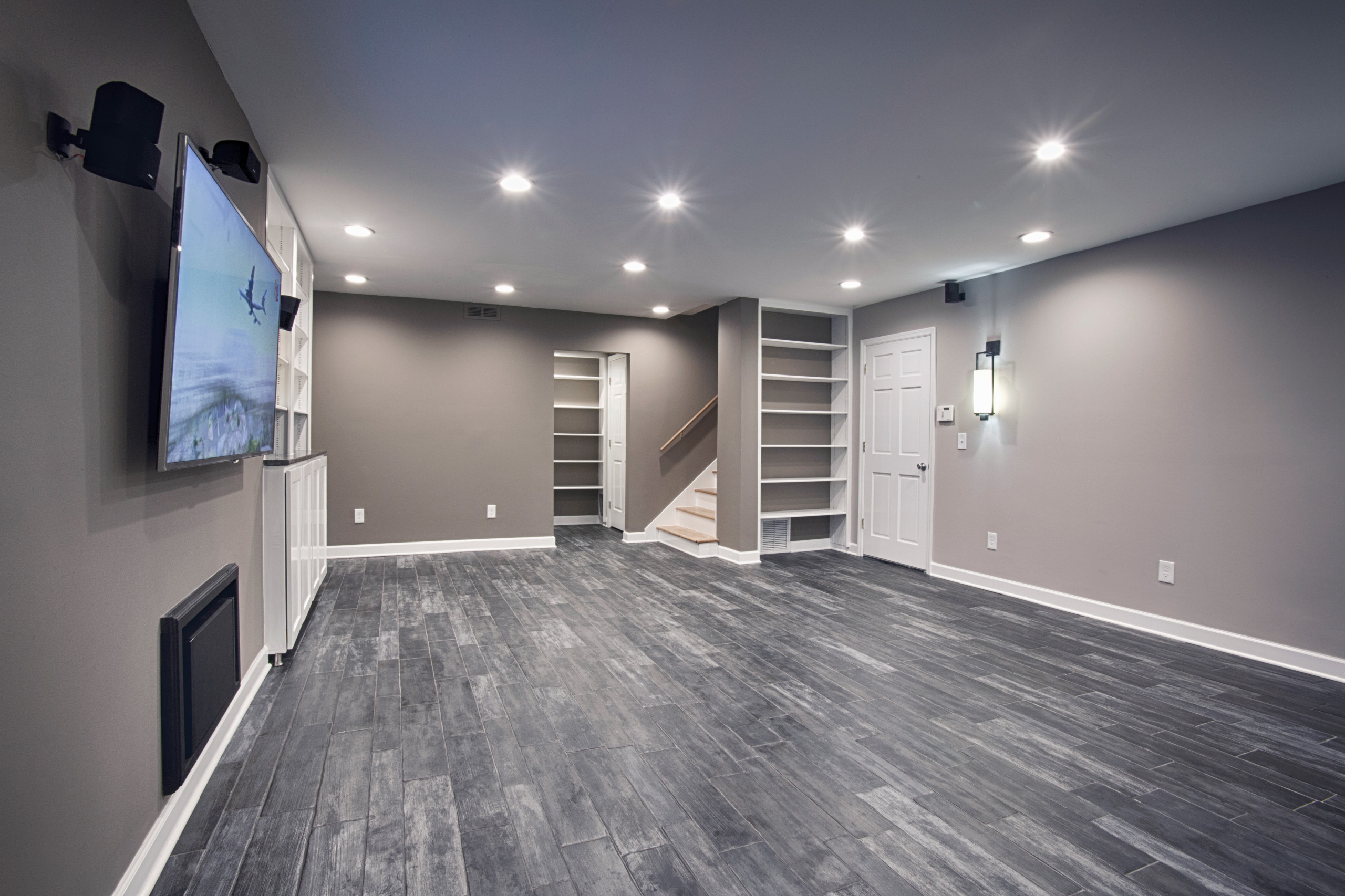 Basement Stairs In Center Of Room   Photos & Ideas   Houzz