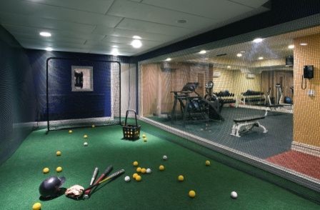 Inspiration for a modern games room in New York.
