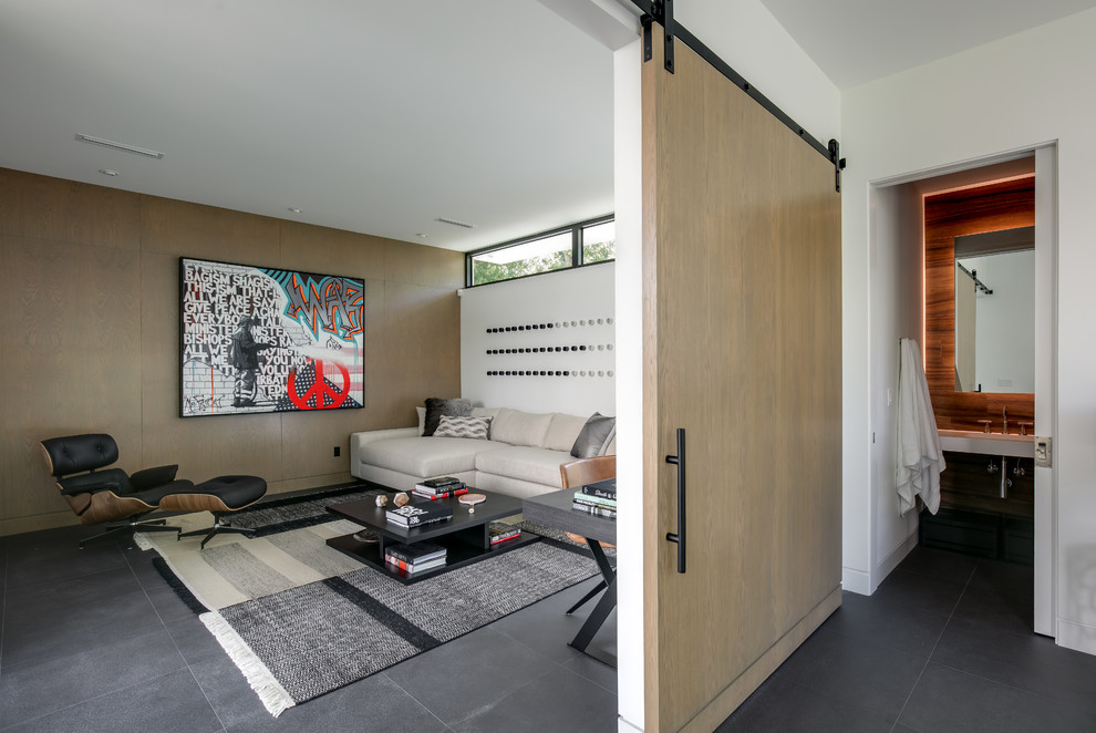 Источник вдохновения для домашнего уюта: гостиная комната среднего размера в современном стиле с белыми стенами и серым полом