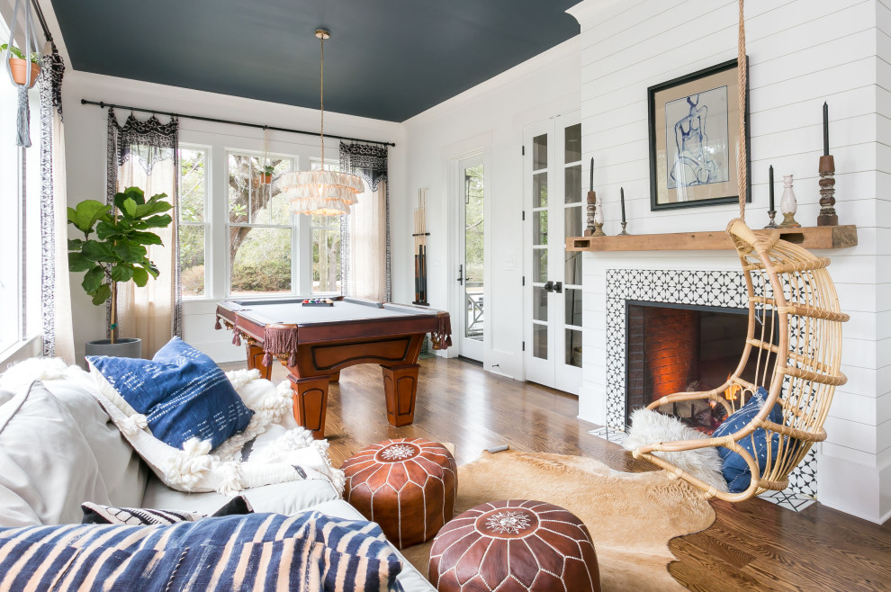 Inspiration for a cottage family room remodel in Charleston