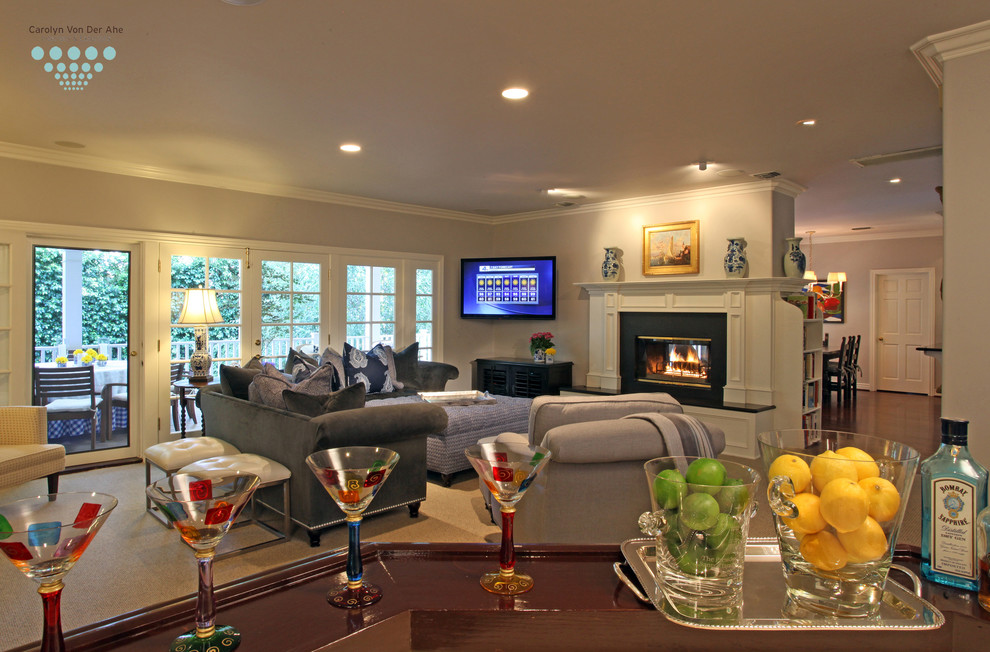 Example of an eclectic family room design in Los Angeles