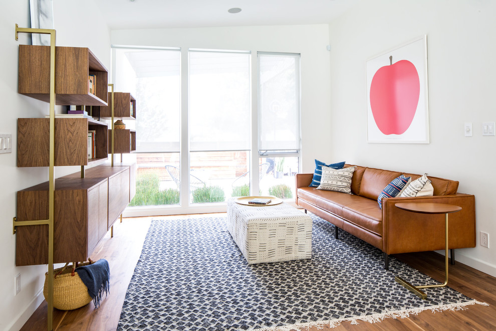 This is an example of a midcentury games room in Los Angeles.