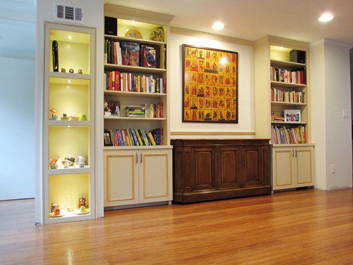 display shelves and cabinets