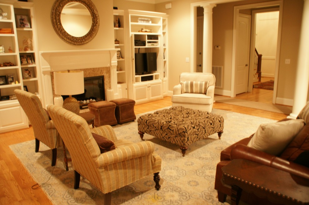 This is an example of a traditional games room in Charlotte.