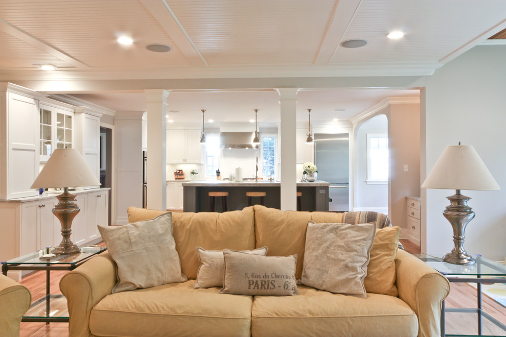 Inspiration for a timeless family room remodel in Newark
