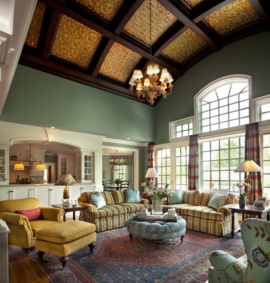 Источник вдохновения для домашнего уюта: большая гостиная комната в классическом стиле