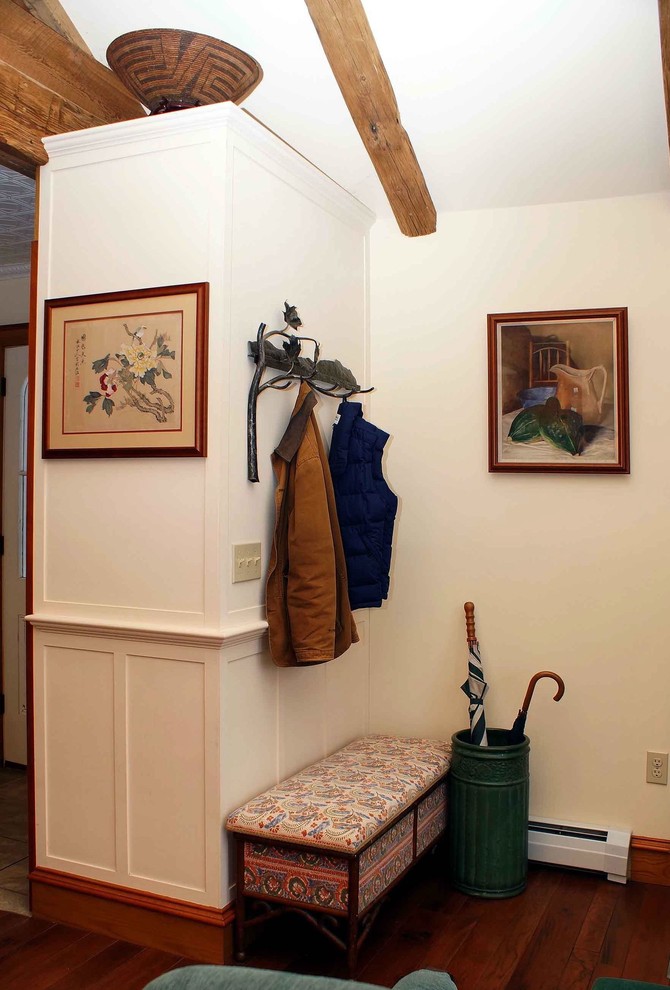 Coat room Rustic Family Room Other by Campbell's Residential