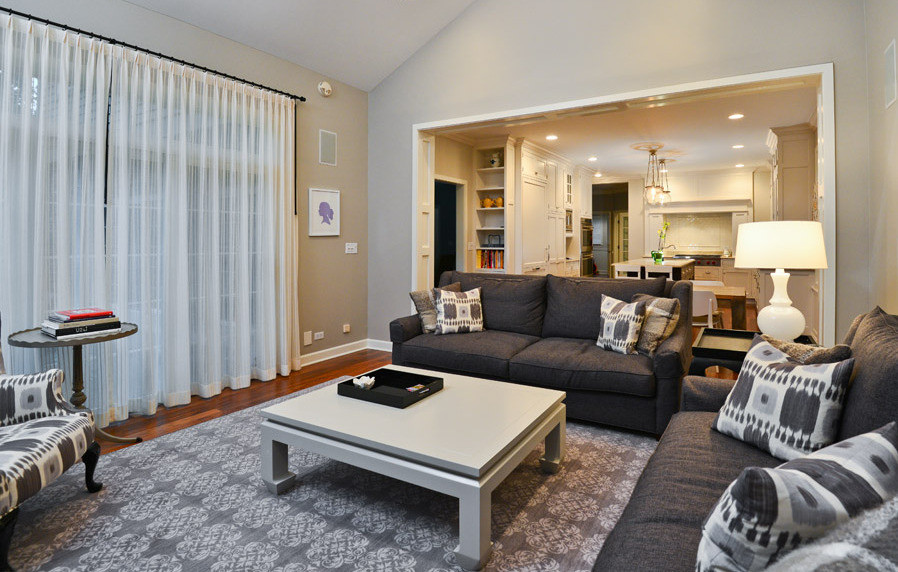 Example of a trendy family room design in Chicago
