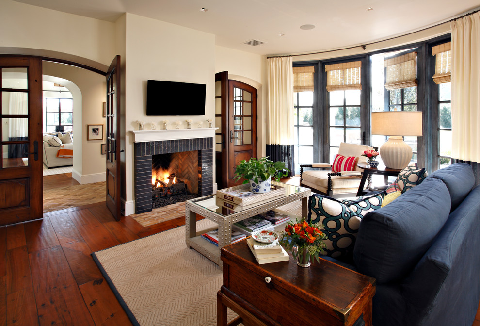 Inspiration for a timeless family room remodel in Phoenix