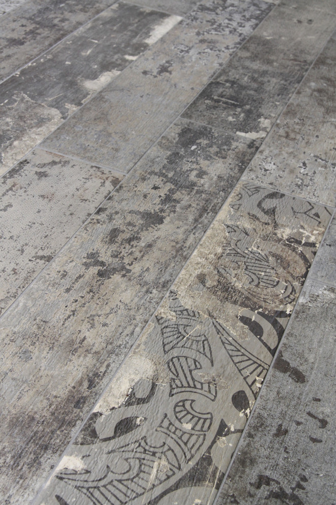 Foto di un soggiorno stile shabby con pavimento in gres porcellanato