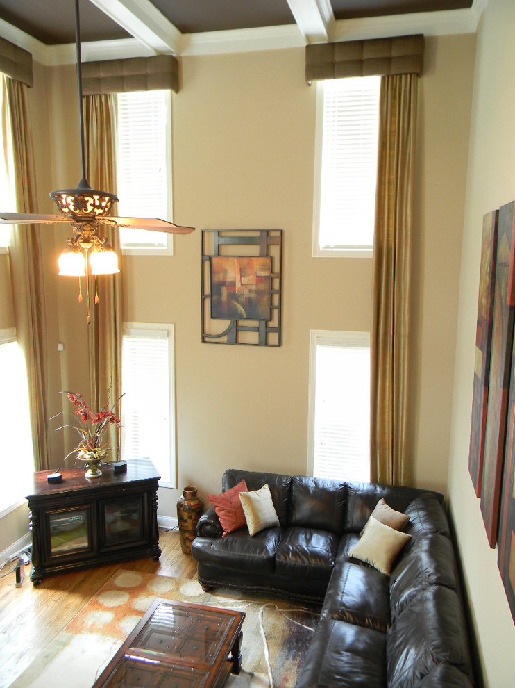 This is an example of a contemporary games room in Atlanta.