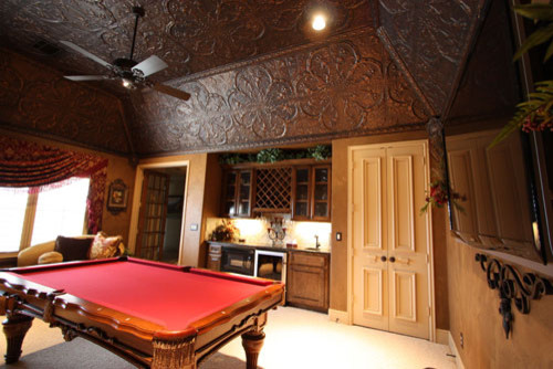 Example of an arts and crafts family room design in Tampa