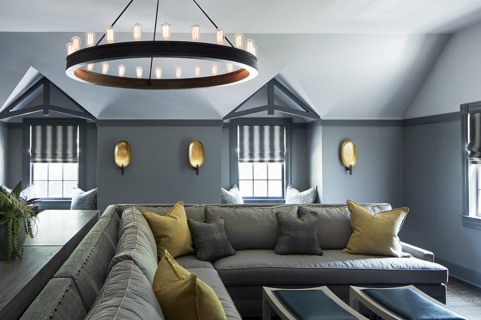 Идея дизайна: гостиная комната в стиле неоклассика (современная классика) с серыми стенами