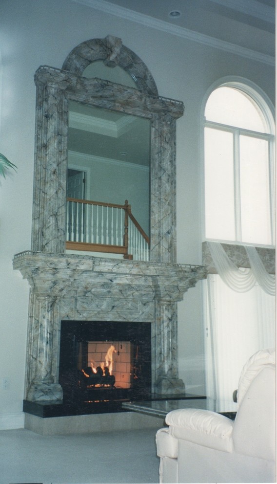 Example of a family room design in Detroit