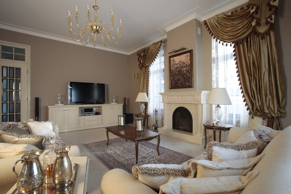 Example of a classic family room design in Moscow