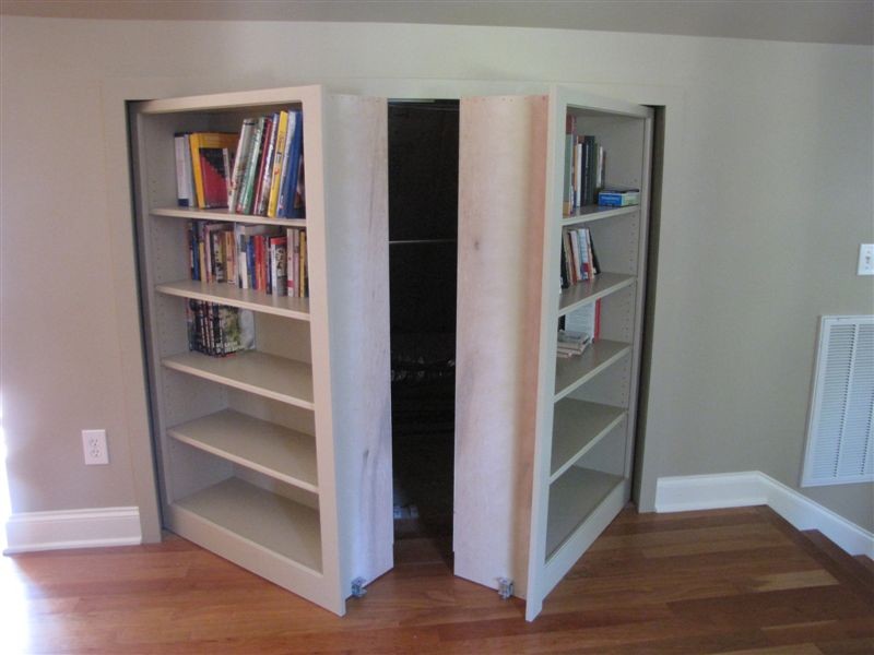 Inspiration for a timeless family room remodel in Milwaukee