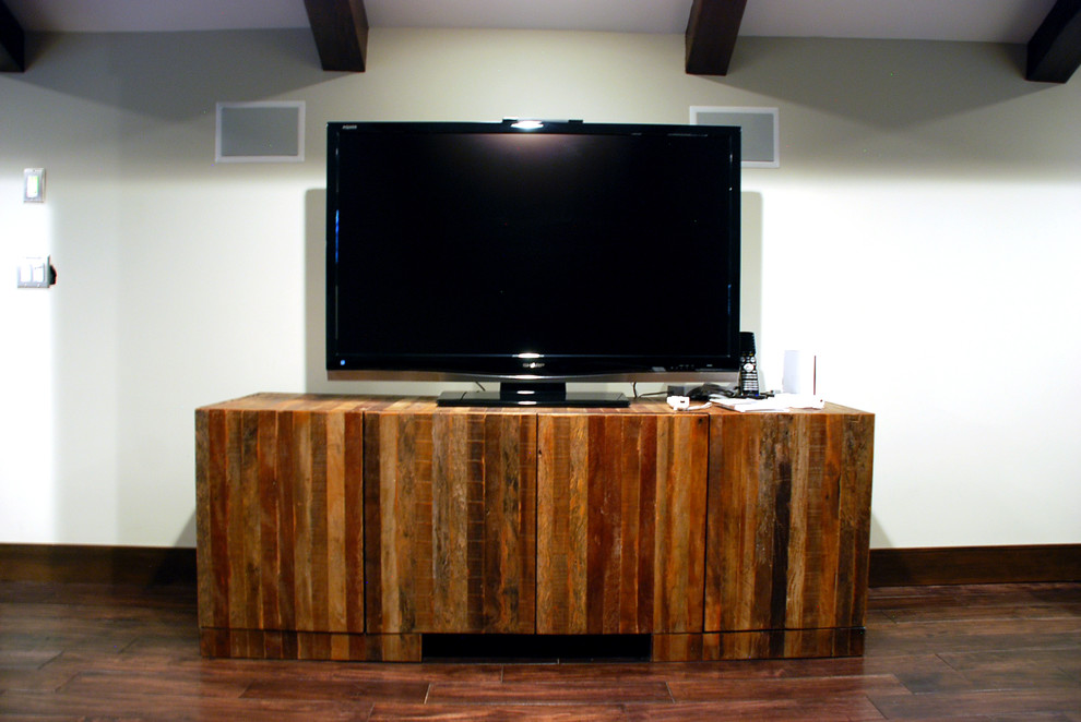 This is an example of a contemporary games room in San Diego.