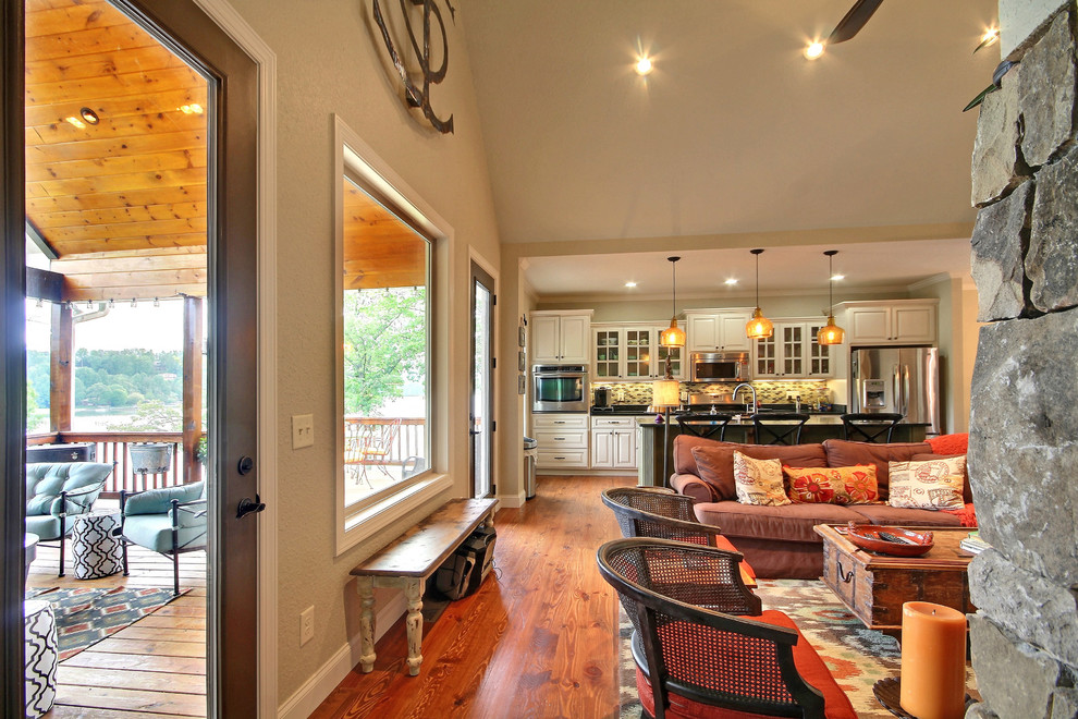 LakeSide Cottage at Lake Chatuge Craftsman Family Room Atlanta