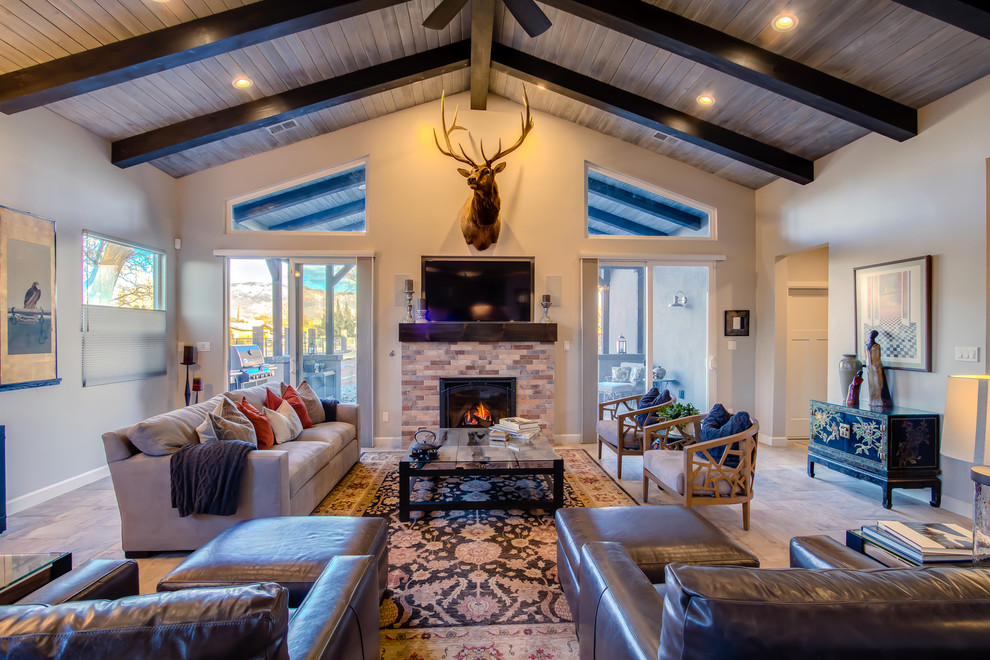 Living Room with Craftsman Details Parade of Homes Winning Living