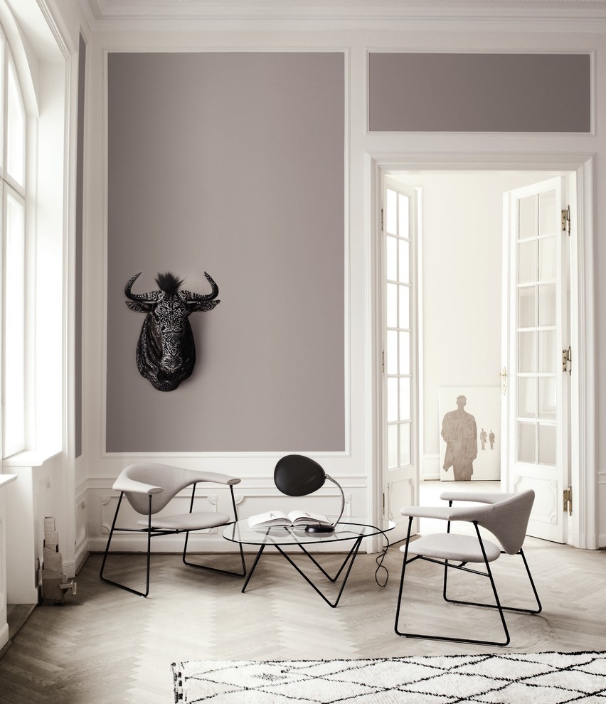 Modelo de sala de estar actual con paredes grises