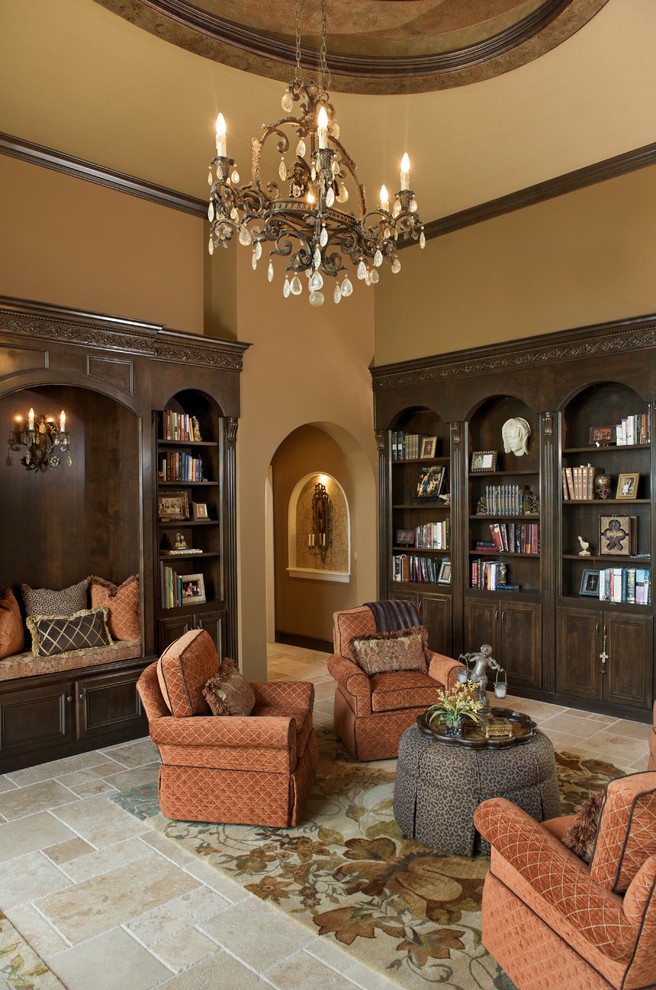 Ispirazione per un soggiorno tradizionale con libreria