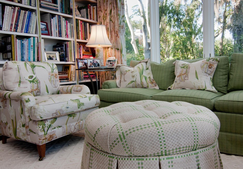 Inspiration for a timeless family room library remodel in Atlanta