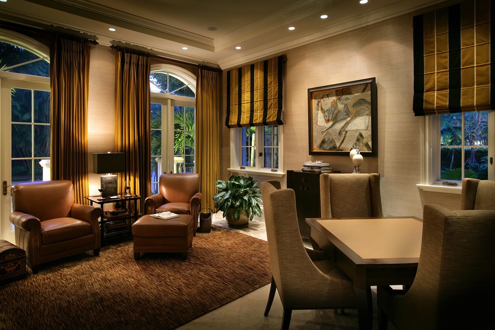 Exemple d'une salle de séjour tendance avec un mur beige et aucun téléviseur.