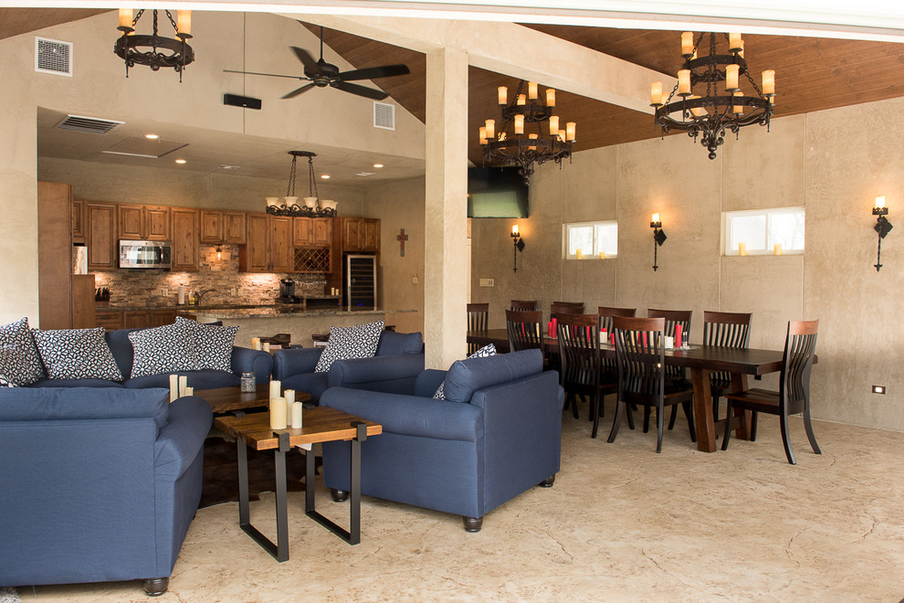 Missouri City Pool House Traditional Family Room Houston by