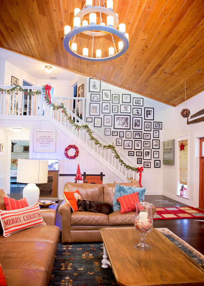 Modern Farmhouse in Plant City, FL Farmhouse Family Room Tampa