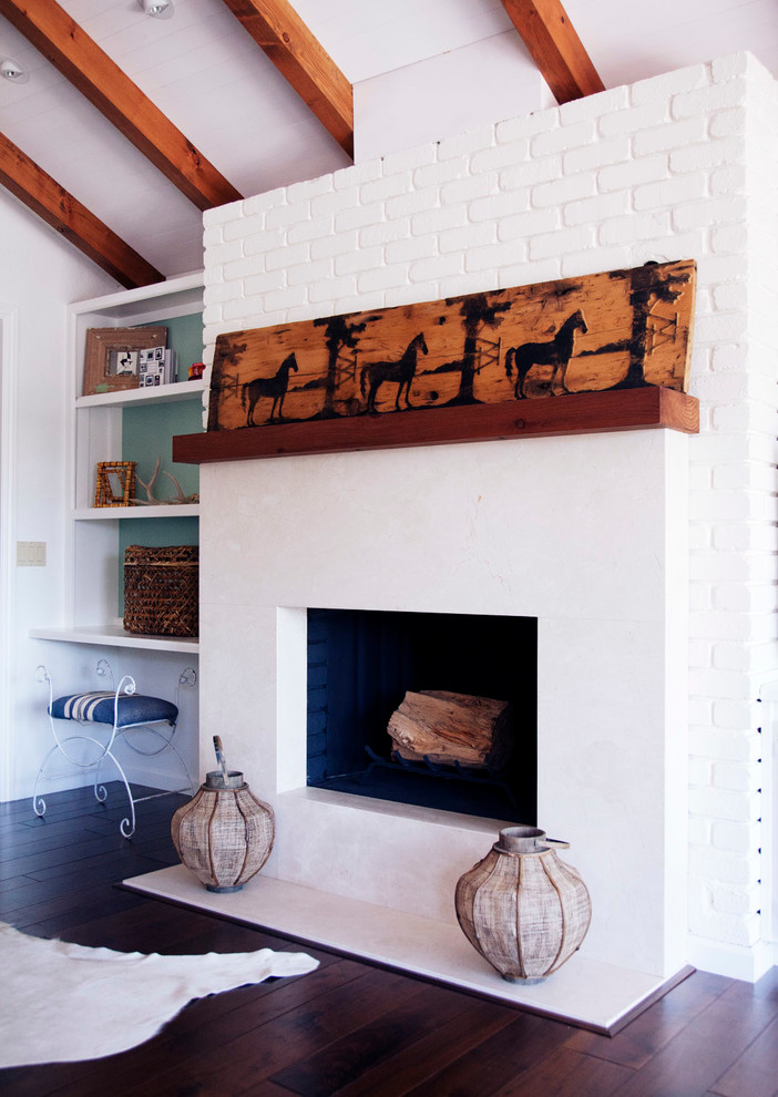 Inspiration for a cottage family room remodel in San Francisco