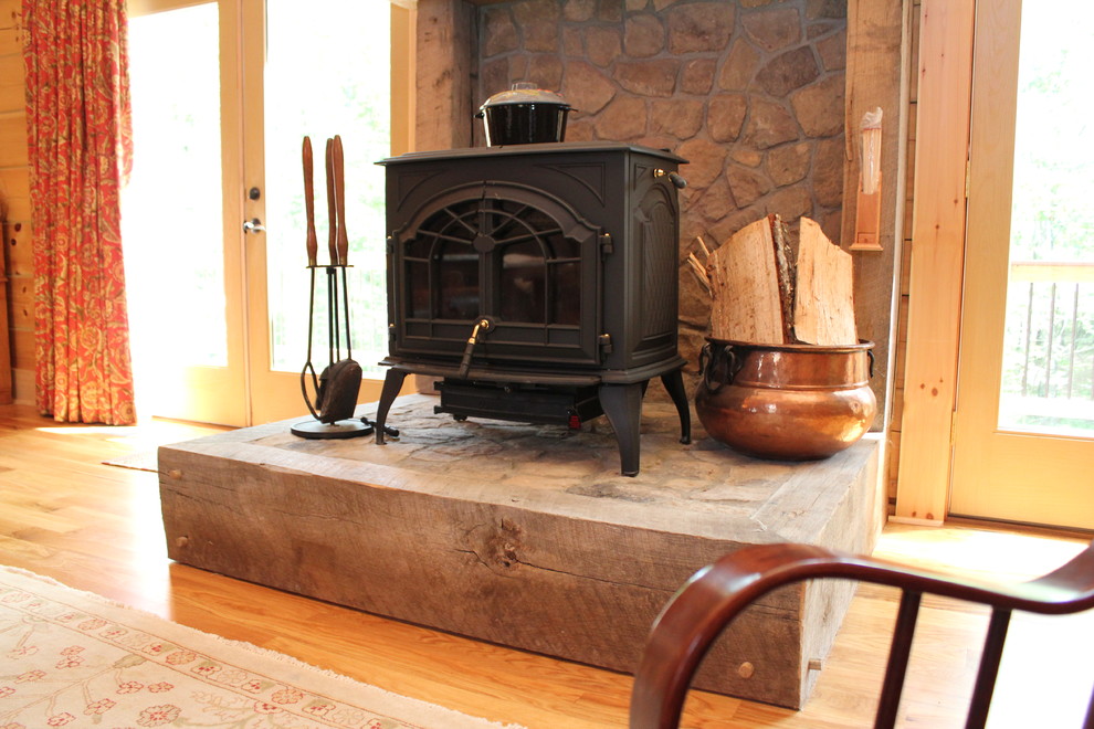 Example of a mountain style family room design in Richmond