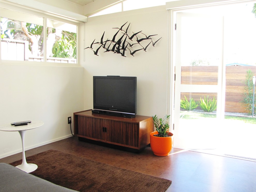 Inspiration for a 1950s family room remodel in Orange County
